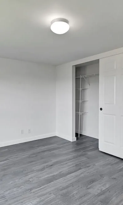 Private Room in U-District Mins to UW Campus - Bedroom 5