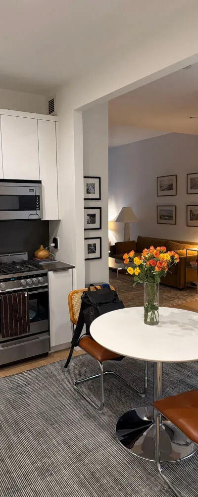 Large modern alcove studio in Seaport/FiDi - Lease Takeover ONLY