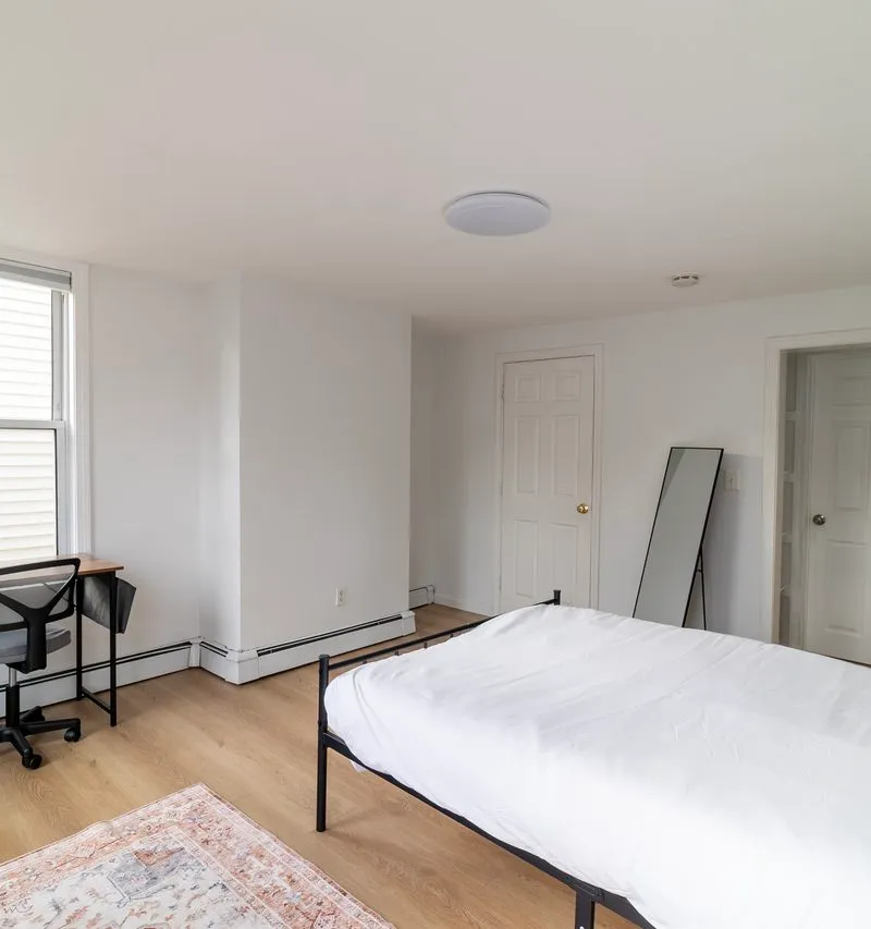 Private room in East Cambridge