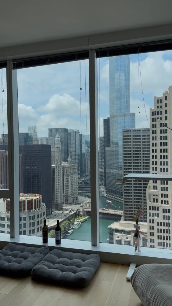 Chicago Downtown High-Floor River View 1B Convertible | Furnished Option | Renewal Available