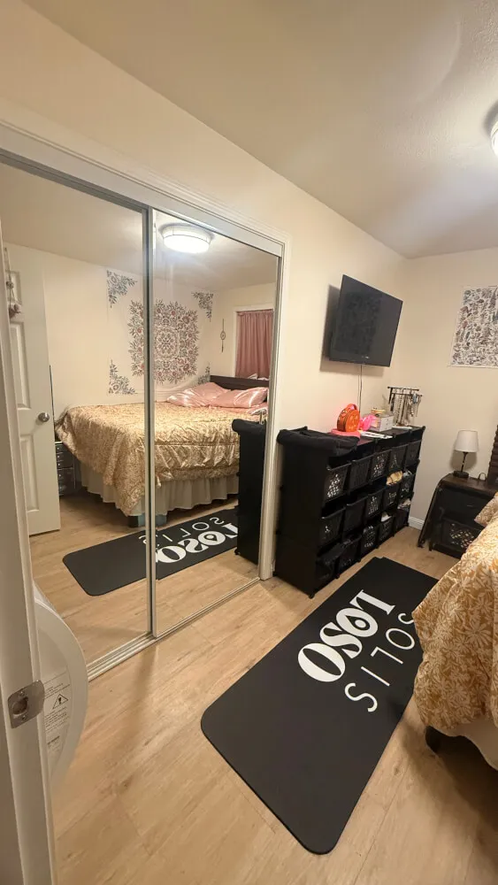 Private room in Cozy 2/1