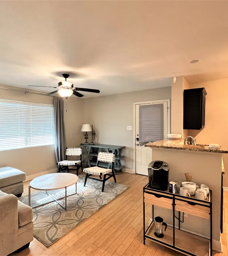 2/2 Condo plus Office in Tarrytown - Minutes to Downtown Austin - Bedroom 1