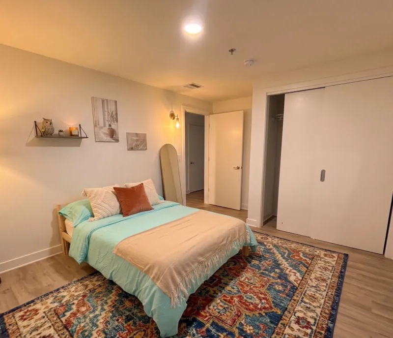 Cozy, Designer-Styled Room in Heart of DC – Fully Furnished & Ready