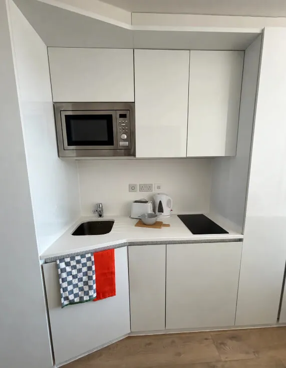 High-Floor Studio on 20th Floor in Wembley | Floor-to-Ceiling Windows | Official Lease Transfer