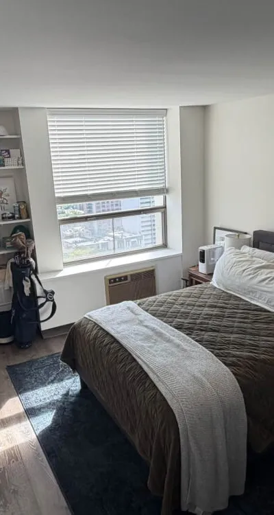 Spacious 2 Bed 2 Bath in Old Town