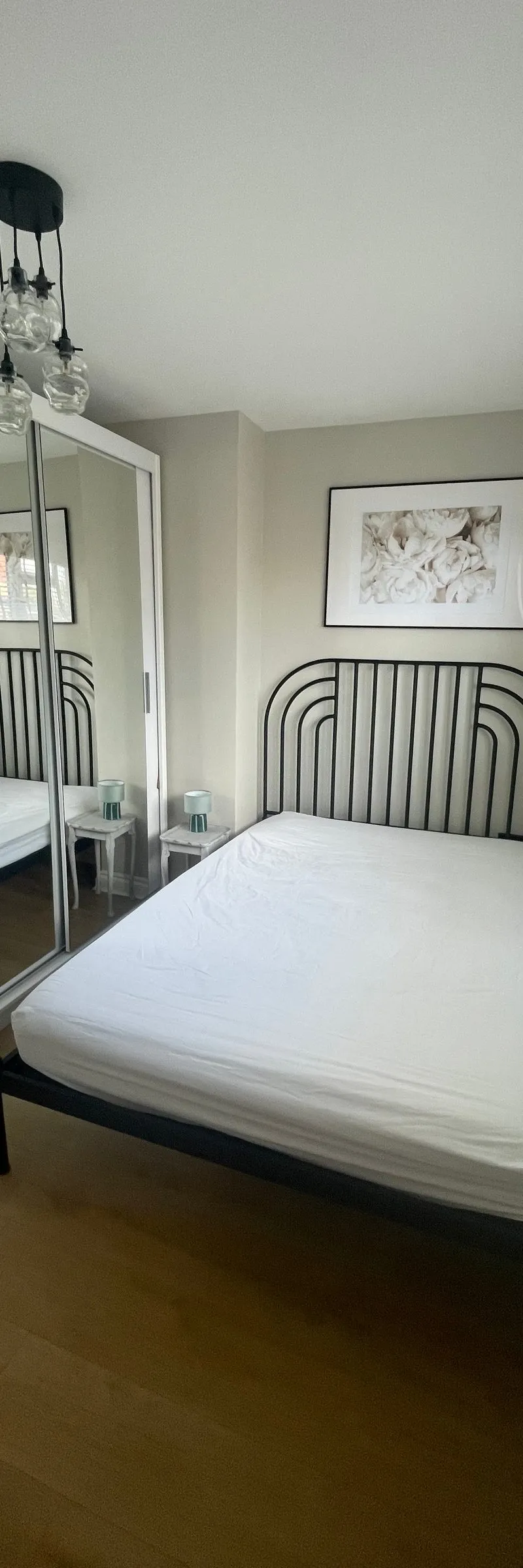 Furnished private bedroom and bathroom in South London