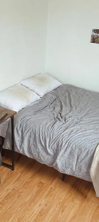 Cozy room in Queens