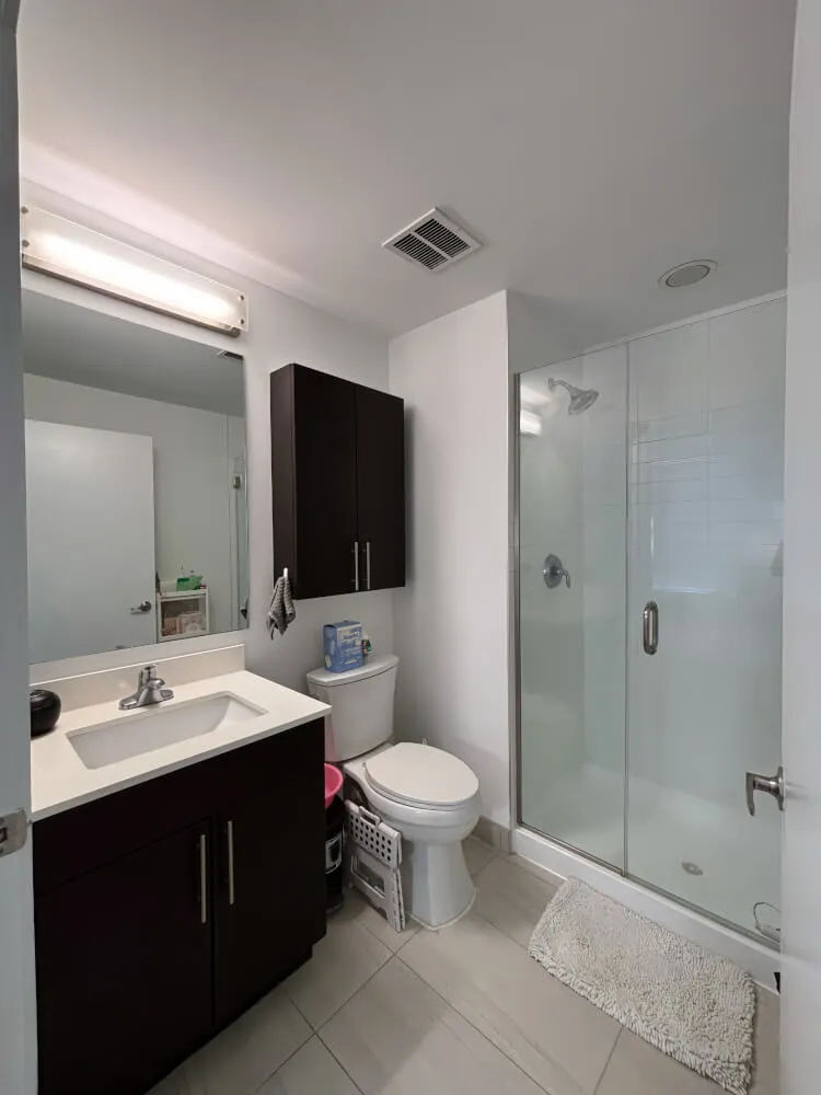 Spacious Master Bedroom for Rent in Harrison, NJ | Near PATH