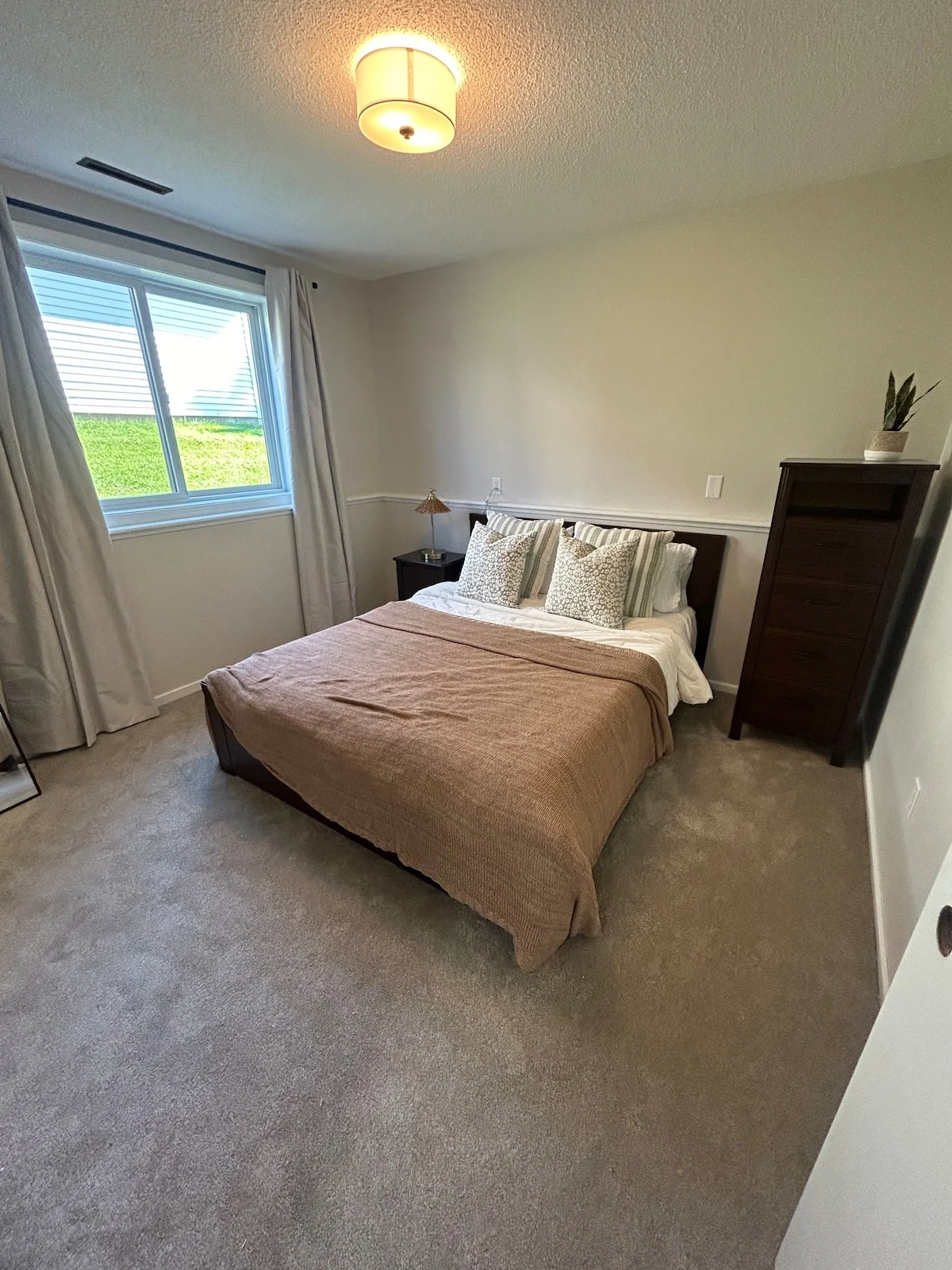 Home in Rochester · 2 bedrooms · 2 beds · 1 bath