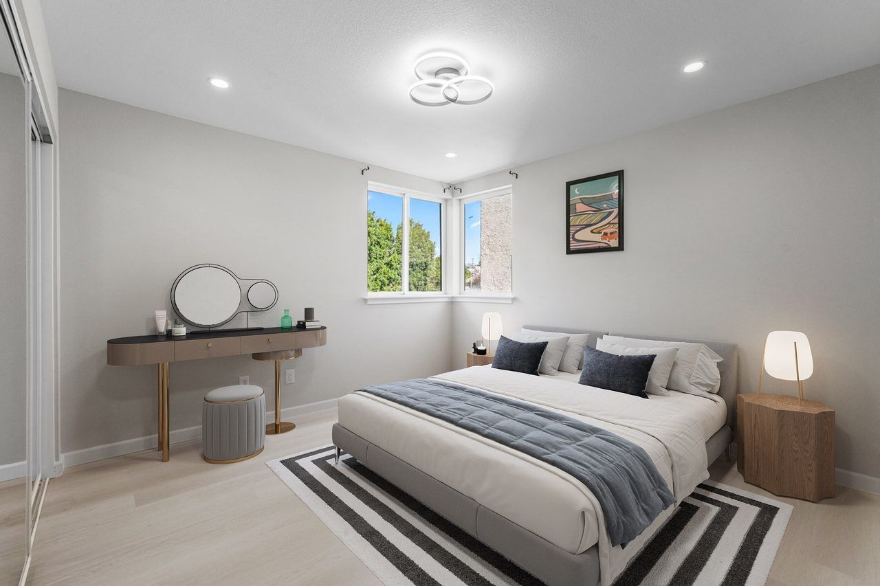 Private room in Central LA