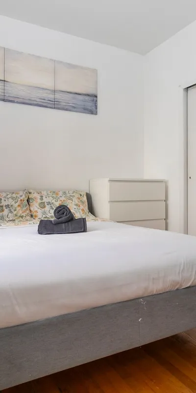 2BR in the UES (30 DAYS MIN)