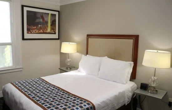 Private room with Shared Bathroom Upmarket San Francisco - Bedroom 1