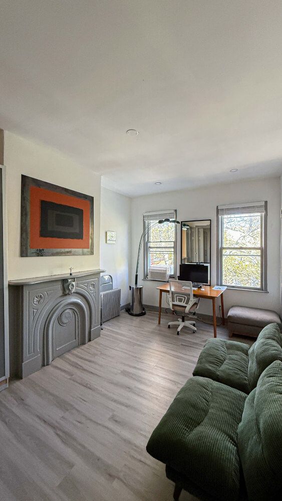 Large Quiet Room Next to McCarren Park - Greenpoint