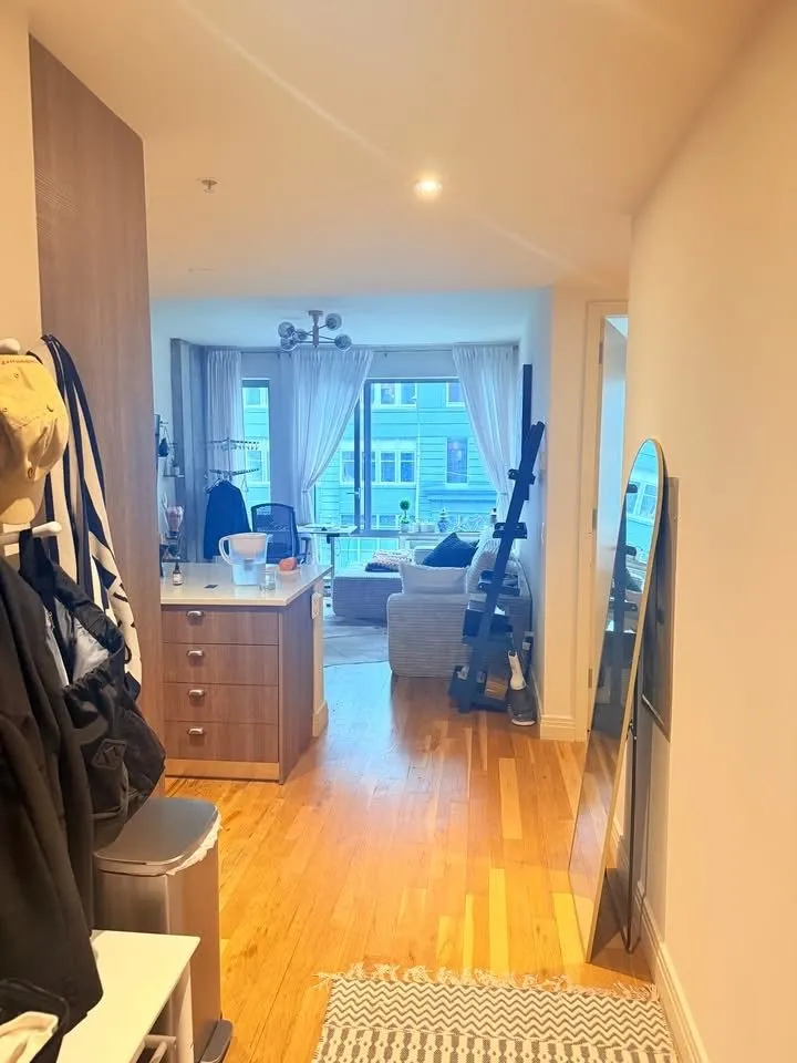 Furnished 1 Bed / 1 Bath Apartment