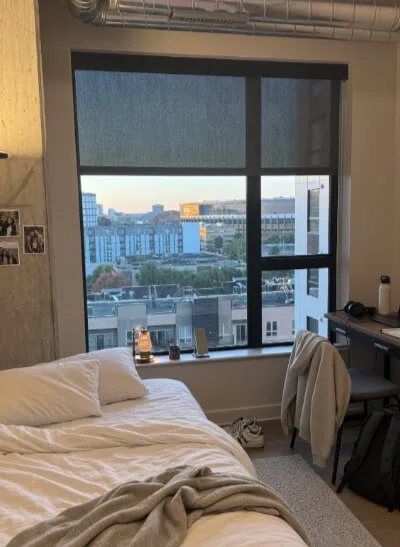 Accolade Minneapolis 1B1B | Furnished Apartment Near UMN | In-Unit Laundry