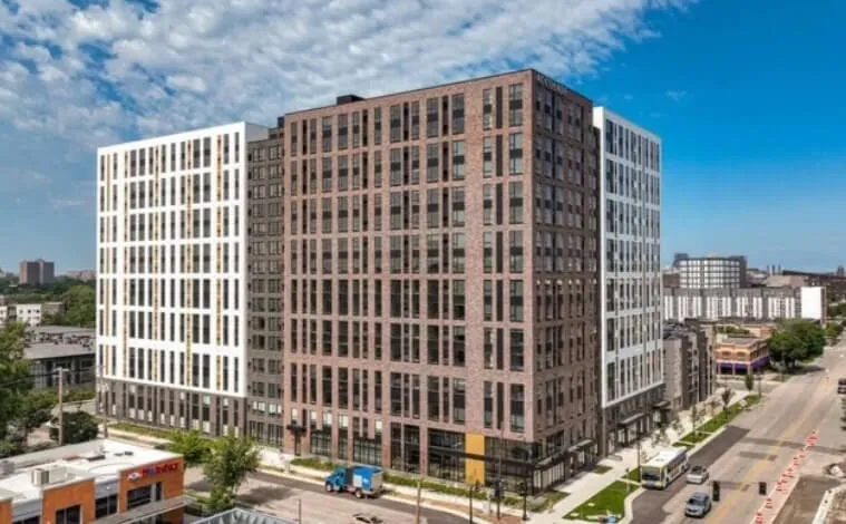 Accolade Minneapolis 1B1B | Furnished Apartment Near UMN | In-Unit Laundry