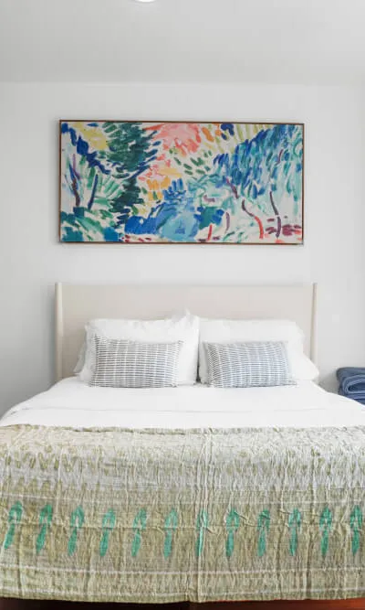 Private Bedroom with Work Desk + Wet Bar. Light and Bright!