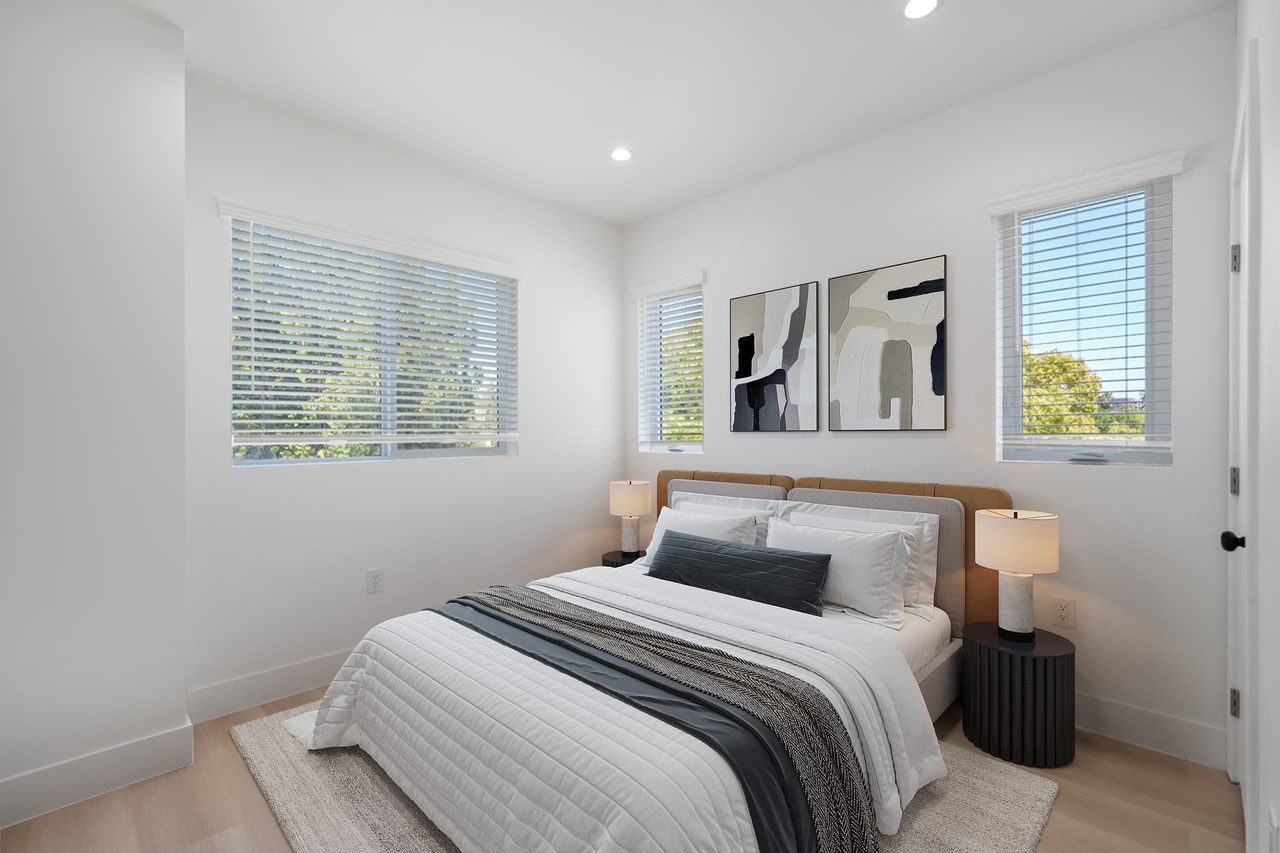 Private room in Central LA
