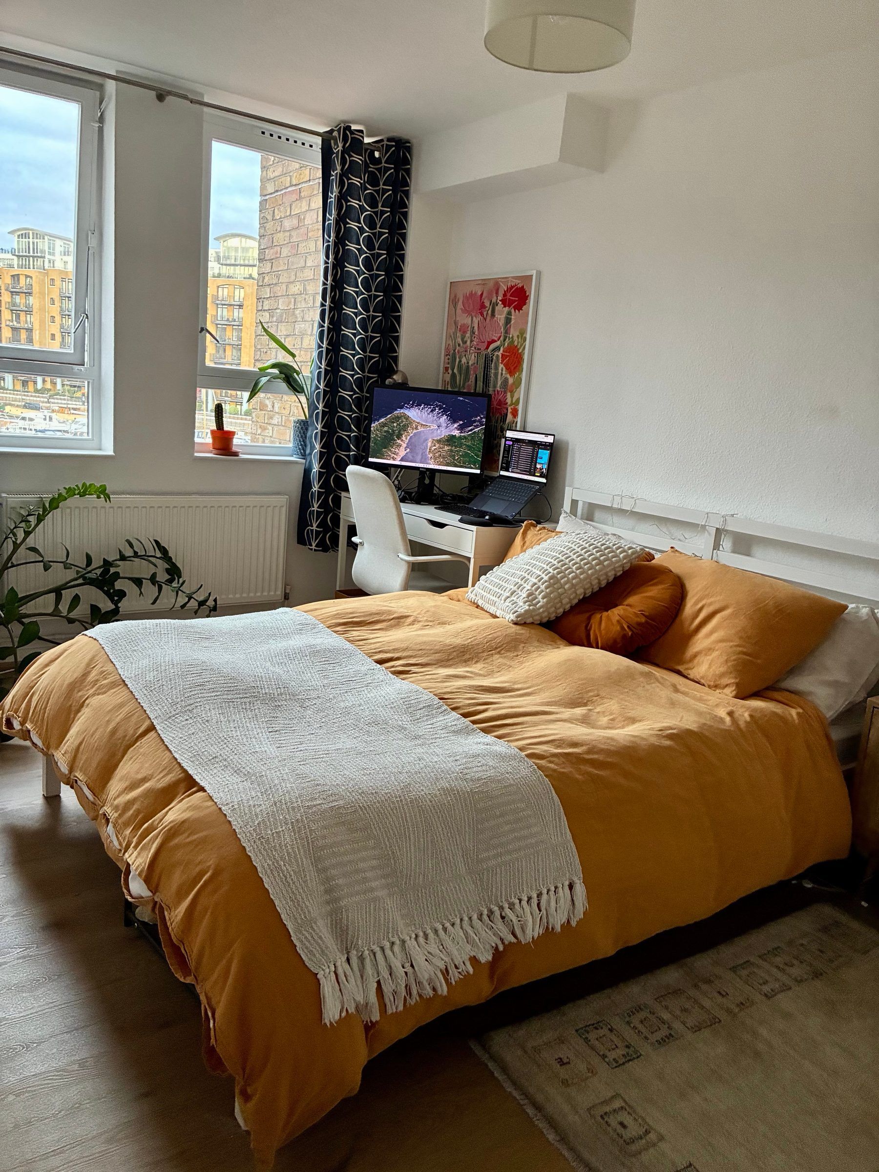 Double room in Maisonette in St Katharine Docks