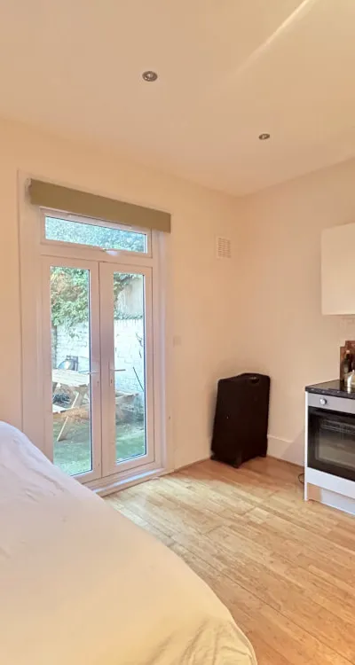 Studio flat in Harringay Green Lanes