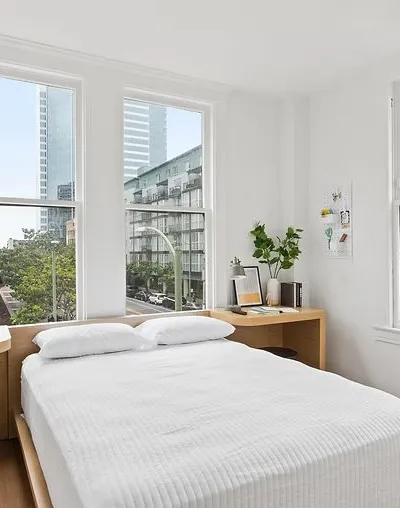 Large student studio in Oakland