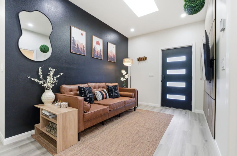 Stylish 2BR/2BA Near Tech HQs, Hospitals, Dining & Shopping