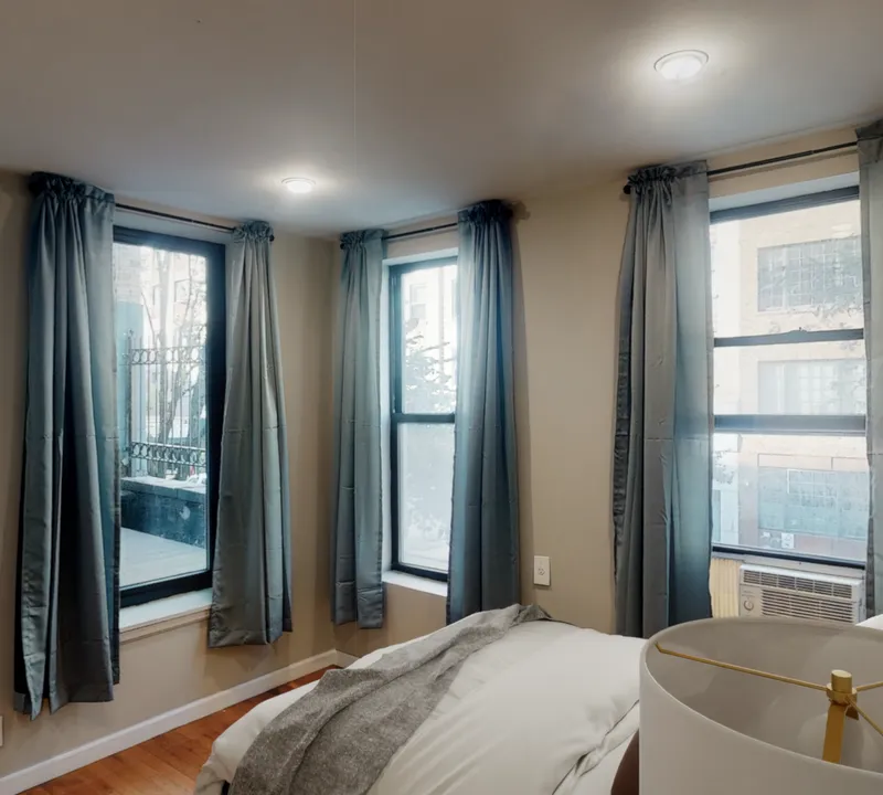 Private room in New York