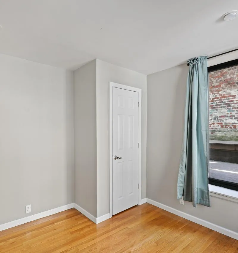 Private room in New York