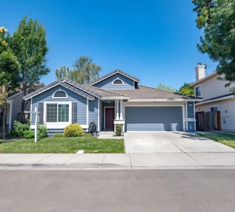 Home in Pleasanton · 1 bedroom · 1 shared bath