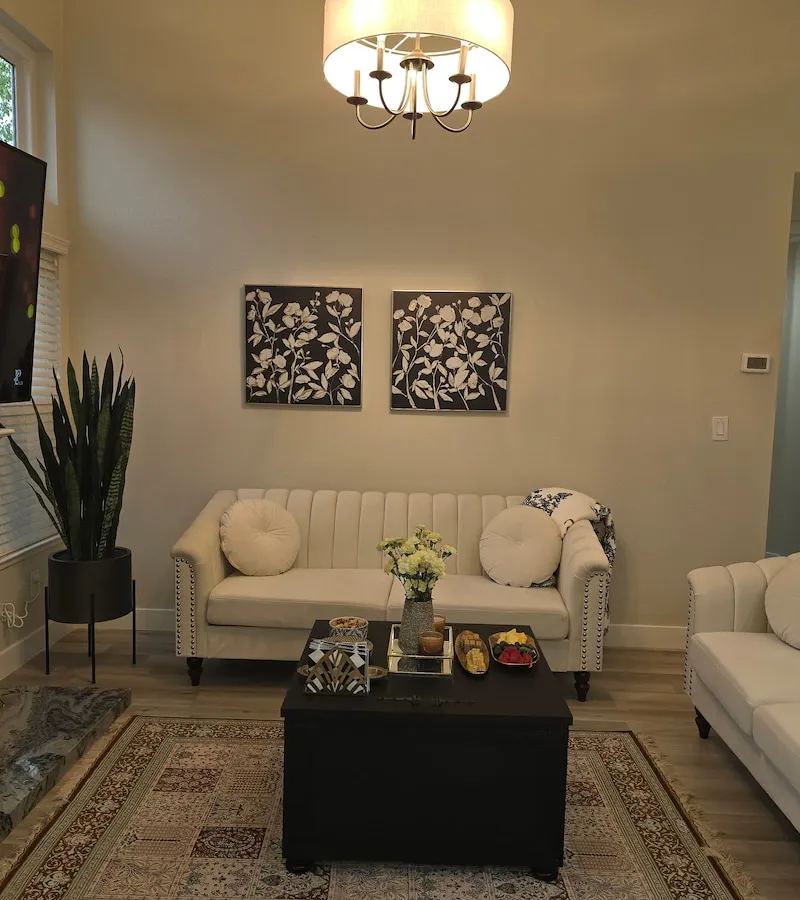 Home in Pleasanton · 1 bedroom · 1 shared bath