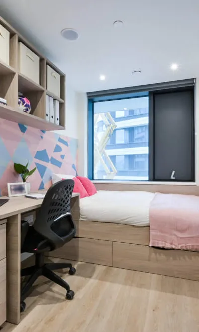 Canary Wharf ensuite