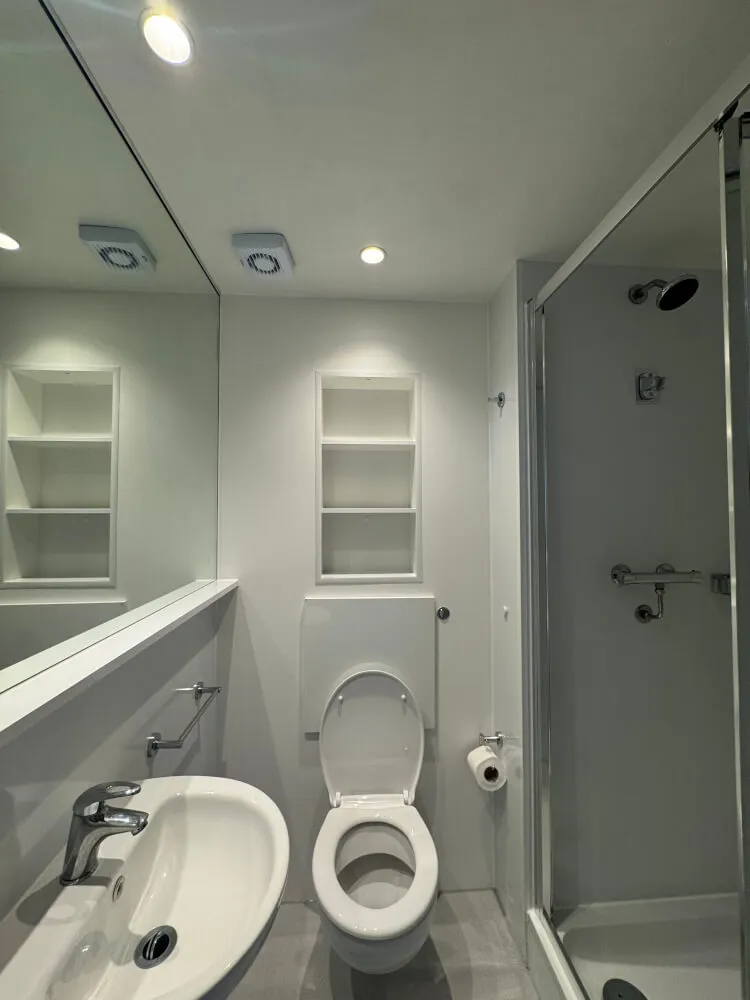 Private Bedroom & Bathroom in West Hampstead