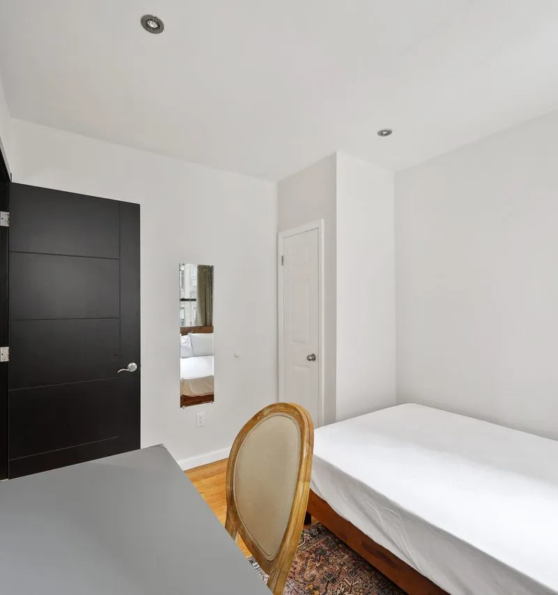 Private room in New York