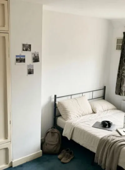 Room in a Shared 2B1B Near the University of Birmingham | Supermarkets Nearby