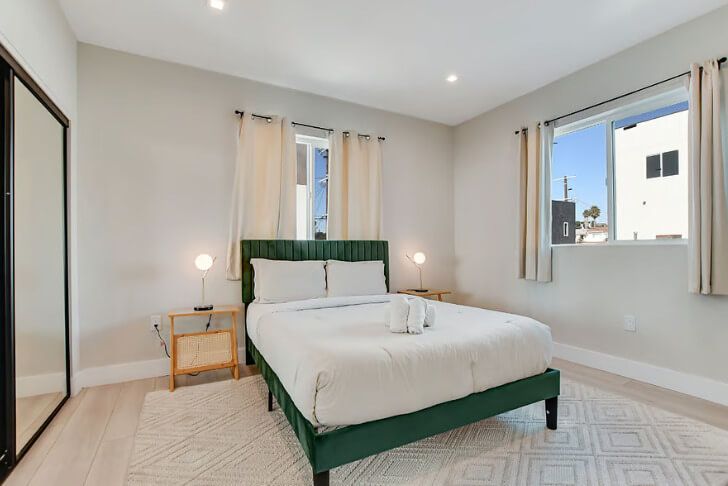 Private Room & Bath | Women-Only Shared Home | West Adams LA - Bedroom 2