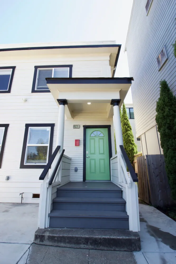 North Oakland Rooms Made Easy | Modern Living Near Telegraph Ave & 60th St