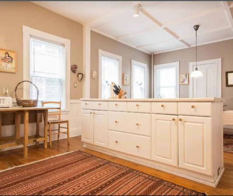 Sunny Victorian ground floor condo