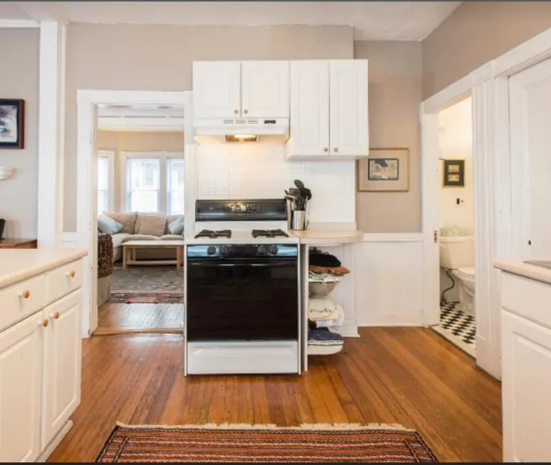 Sunny Victorian ground floor condo