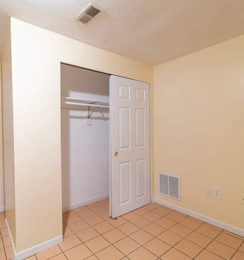 Private room in East Boston