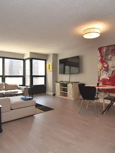 Rarely available - Amazing Condo in River North / Gold Coast