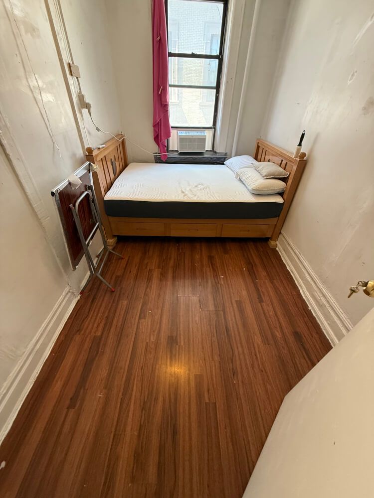 Private Room in Chinatown Building