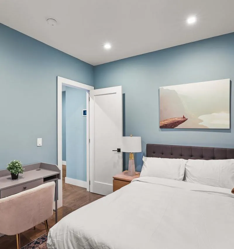 Private room in New York