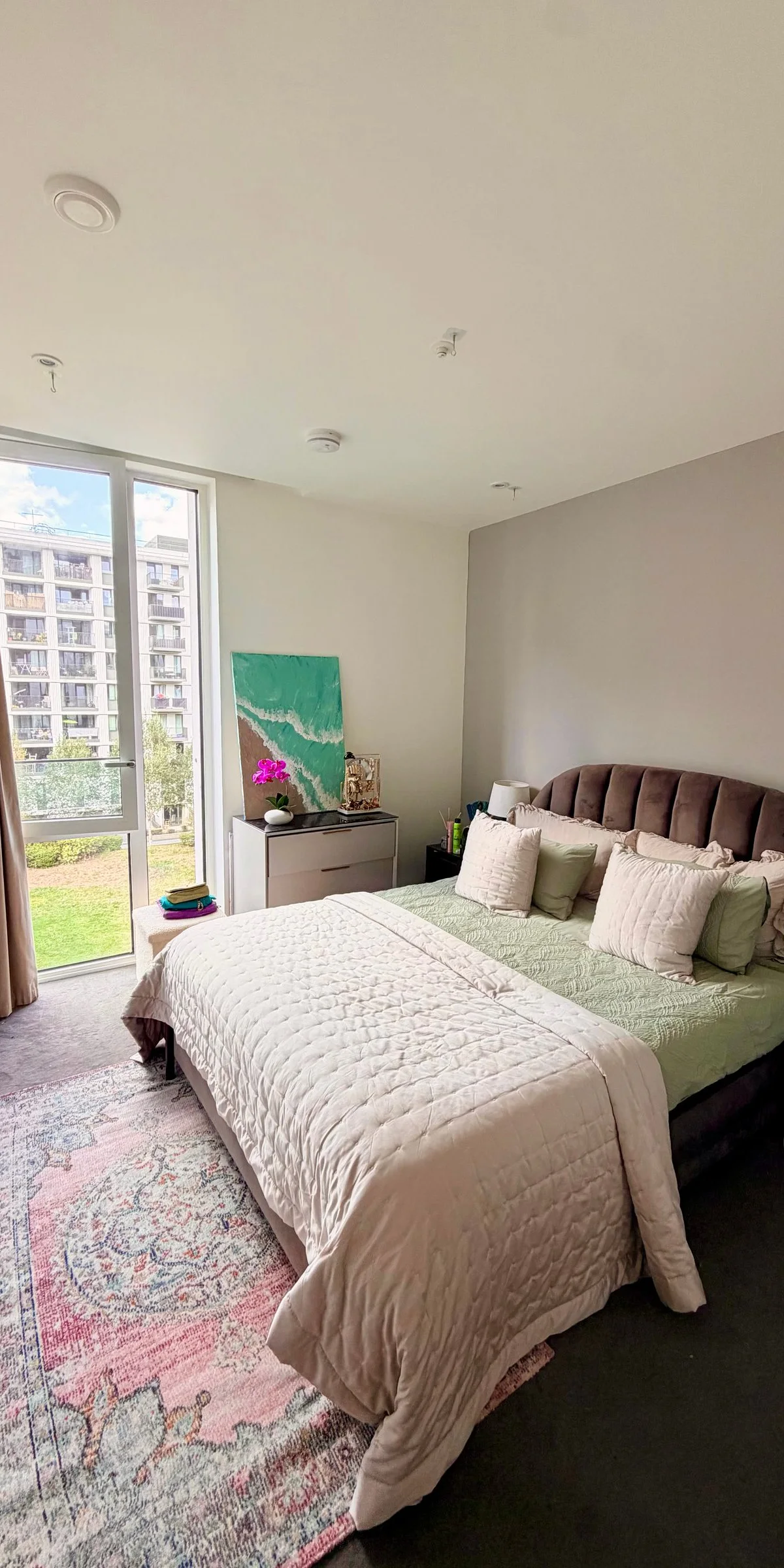 Gorgeous Modern En-Suite Room in East London (E20)!!