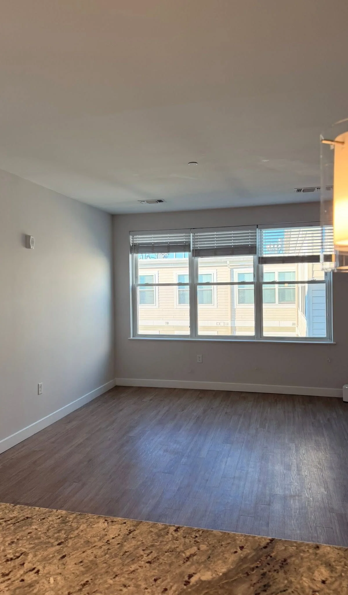 Top-Floor Studio Apartment in Quincy