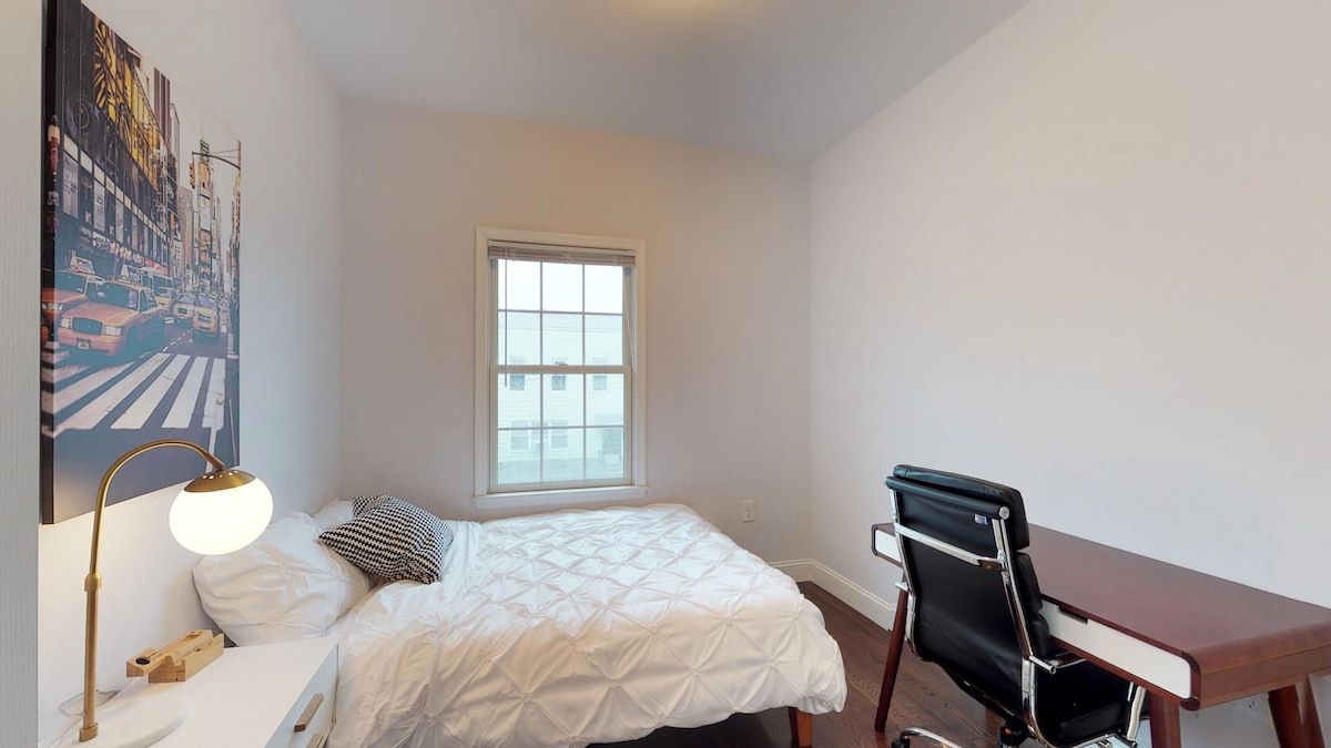 Comfortable and Spacious Room in Jersey City for Longterm Stay!