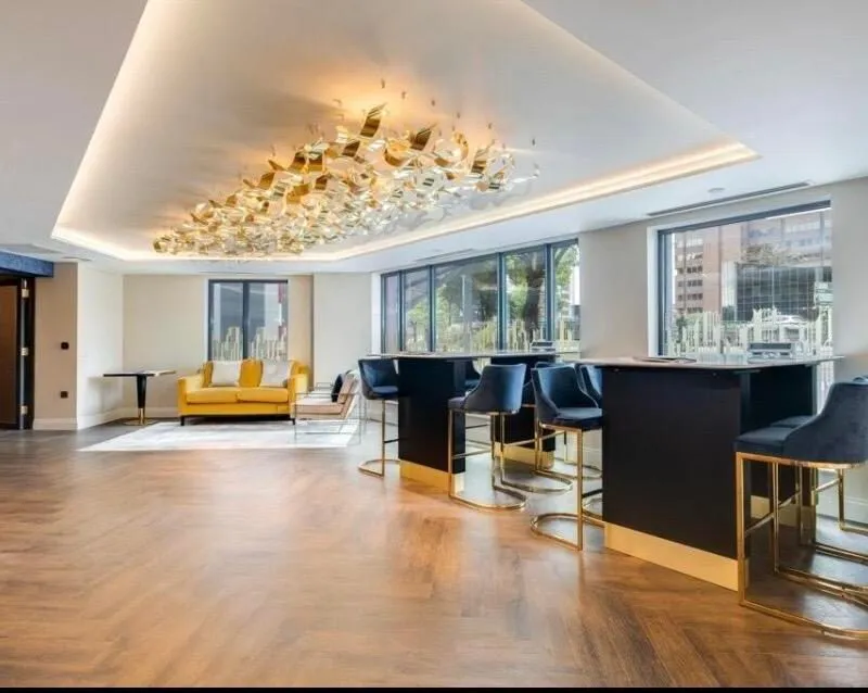 Furnished Ensuite Bedroom in a Modern 2B2B Apartment at St Martins Place