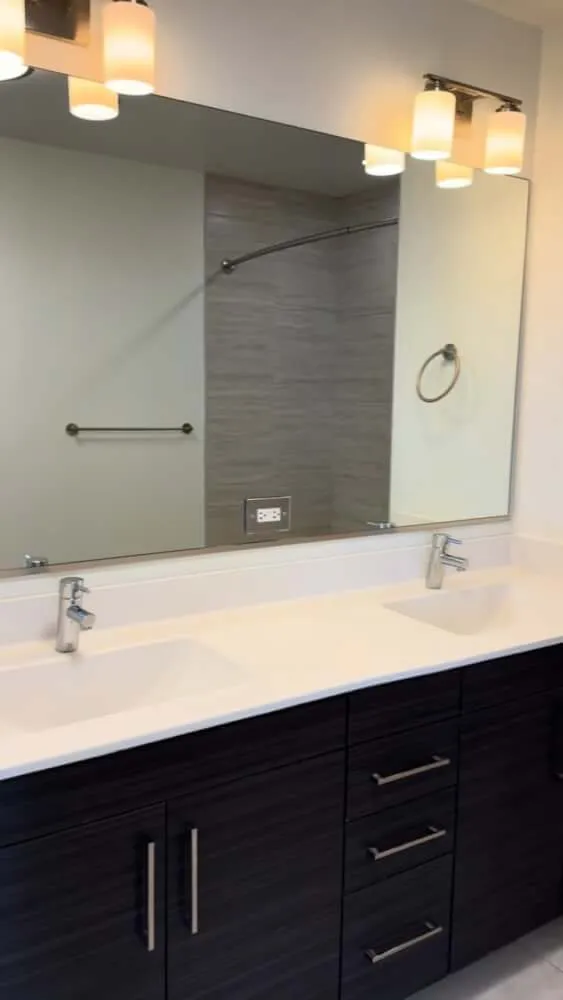 Roomy 1-Bedroom Sublet at Niche 905
