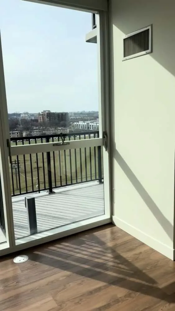 Roomy 1-Bedroom Sublet at Niche 905
