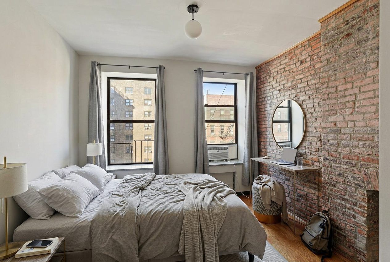 Private room in New York w/ private bathroom