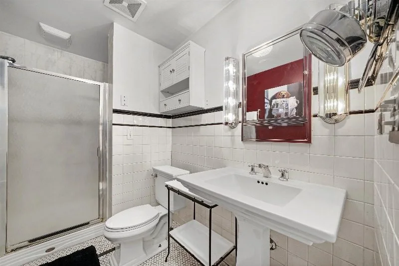 Private Furnished Room in University Village / Little Italy